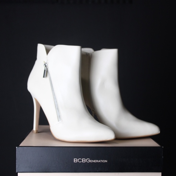 BCBGENERATION BOOTIES - Picture 4 of 11